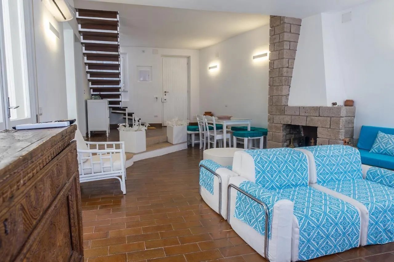 Вилла Charming Seaside House Альгеро